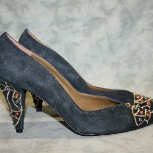 Stuart Weitzman Shoes - New Stuart Weitzman Mr. Seymour Blk Suede Pumps